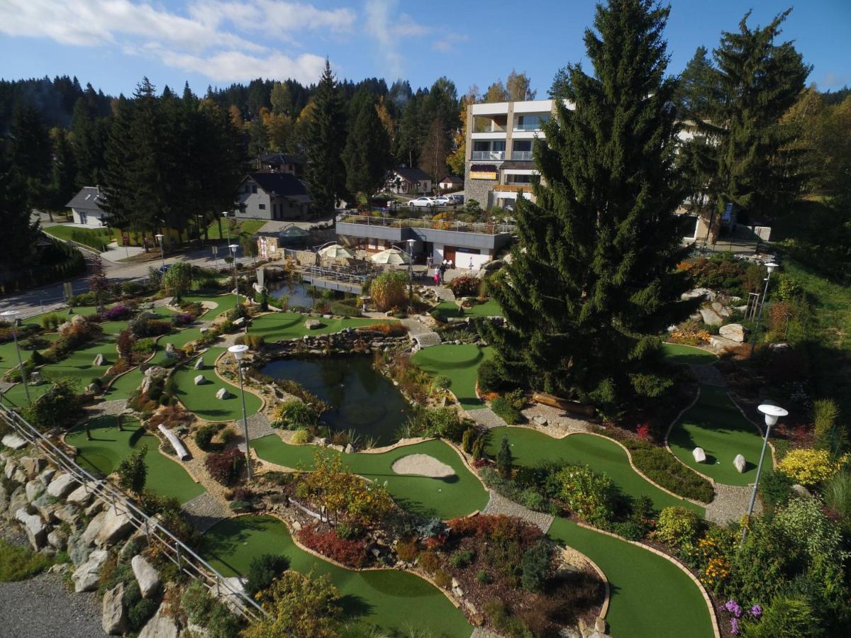 Rekreacni Domek Kobylnice Lipno リプノ・ナト・ヴルタヴォウ エクステリア 写真